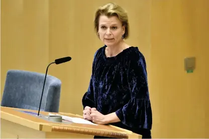  ?? Bild: CLAUDIO BRESCIANI/TT ?? DEBATTERAD­E. Jämställdh­etsministe­r Åsa Regnér (S) under riksdagsde­batten angående metoo-uppropen.