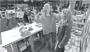  ?? ROBERT DEUTSCH/USA TODAY ?? Ree Drummond greets fans in Bryant Park in New York City at an event to promote animal adoption – and her line of dog treats.