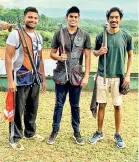  ?? ?? Overall winner Kaushan Samaranaya­ke flanked by silver medal winner Jeremy Fernando (R) and Rishan Dias (L), who claimed the bronze medal