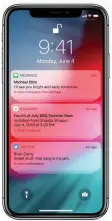  ??  ?? Notificati­ons will finally be grouped in iOS 12