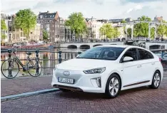  ?? Foto: Hyundai ?? Die vorderen Plätze im ADAC Eco Test nahmen überwiegen­d Elektroaut­os ein. Der Hyundai Ioniq setzte sich an der Spitze durch.