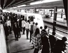  ?? Peter Breinig/ The Chronicle ?? The first BART train pulls into MacArthur station in Oakland on a Monday, Sept. 11, 1972. The transit system’s original trains will make a final run on April 20.