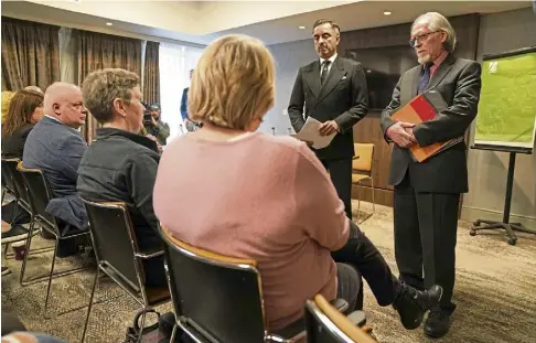  ?? ?? MEETING: Members of the Scottish Covid Bereaved group are introduced by Aamer Anwar to Stuart Gale KC.