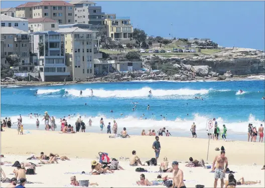  ?? PHOTO BY SANDRA NOWLAN ?? Bondi Beach. Great surfing.