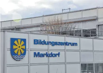  ?? FOTO: BARBARA BAUR ?? Das Bildungsze­ntrum Markdorf ist in die Jahre gekommen und muss saniert werden.