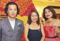  ??  ?? Ferdie Salvador, Robinsons Property lease director Melody dela Cruz and Robinsons Malls senior lease consultant Minda Carpio