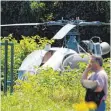  ?? FOTO: AFP ?? Den Hubschraub­er ließ der Befreiungs­trupp nach der gelungenen Flucht zurück.