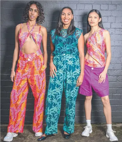  ?? ?? Liandra Gaykamangu (centre) with models Jinama Whaddy (left) and Neidy Uraeza. Picture: Thomas Lisson