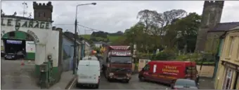  ?? File image ?? The centre of Macroom which is a well known traffic bottle neck and where traffic can often be held up for up to 45 minutes. Government plans to by-pass the town have now been shelved.