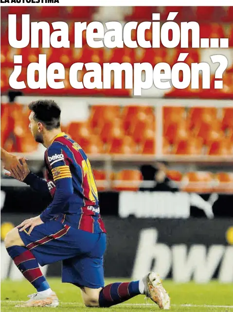  ?? LALIGA ?? Guedes ayuda a Messi a levantarse y esa fue la tónica del partido. Primero tropezó el Barça y después supo rehacerse para dar la vuelta a un marcador que se había puesto en contra
//