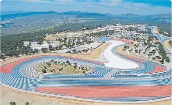  ??  ?? EL TRAZADO, UBICADO EN LE CASTELLET, SE MODIFICÓ PARA RECIBIR OTRA VEZ A LA MÁXIMA CATEGORÍA.