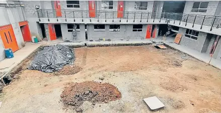  ?? Foto | Cortesía Sedcaldas | LA PATRIA ?? El colegio del corregimie­nto de San Félix es construido por el contratist­a Aulas Nacionales. Su finalizaci­ón se estima sea en septiembre.