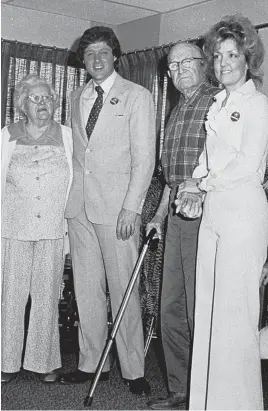  ?? AP PHOTOS ?? HIDING? Juanita Broaddrick, above right, in 1978, at a nursing home in Van Buren, Ark., with two unidentifi­ed residents, and Bill Clinton, then state attorney general, and below on ‘Dateline NBC.’