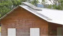  ?? EDDY VITTINI ?? Una casa con paneles solares en el techo en Arroyo El Montazo.
