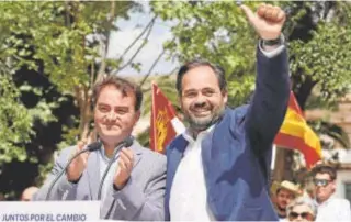  ?? // PP ?? Paco Núñez, con Manuel Torres, alcalde de Moral de Calatrava