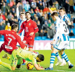  ?? EFE ?? La Real Sociedad tuvo una buena actuación para llevarse la victoria sobre el Espanyol.