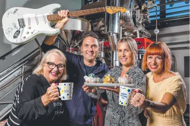  ?? Picture: Jerad Williams ?? (From left) Susie Longman, Jason Degasperi, Christina Laker and Lou McGregor prepare for the Cancer Council’s Australia’s Biggest Morning Tea campaign at Surfers Paradise.