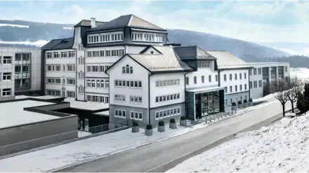  ?? ?? The Jaeger-LeCoultre Manufactur­e in the Vallée de Joux