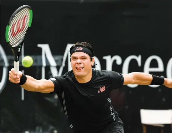  ?? PHOTO AFP ?? Milos Raonic s’est qualifié pour les demi-finales du tournoi de Stuttgart en défaisant Thomas Berdych en deux manches de 7-6.