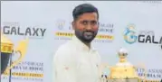  ?? SGT ?? Mitrakant Yadav (left), who took three wickets for the winners, was named man-of-the-match in the Sports Galaxay Trophy in Lucknow on Monday.