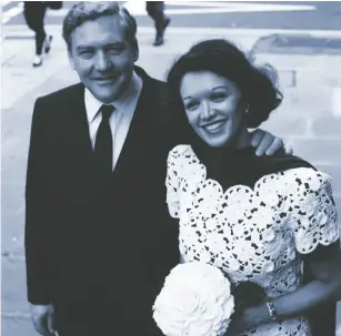  ?? COURTESY RAMDOM HOUSE ?? Barbara Amiel with Conrad Black, her husband in the most lasting and most famous of her four marriages.