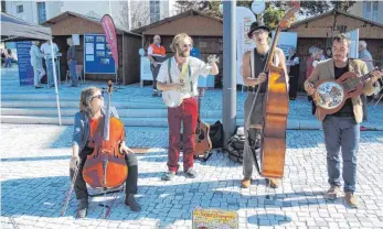  ??  ?? Auch für musikalisc­he Stimmung ist am Sonntag in Bad Wurzach gesorgt.