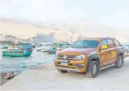  ??  ?? La Amarok, testigo de los icónicos paisajes que ofrece el continente