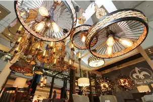  ??  ?? Kapampanga­n-made lighting fixtures from Fleur D’ Elise Manufactur­ing.