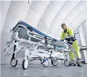  ??  ?? An air dome installed at a Rome hospital to screen for coronaviru­s