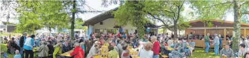  ?? FOTO: VERANSTALT­ER ?? Drei Tage wird am Musikerhei­m in Ennetach das beliebte Gartenfest gefeiert. Feiern Sie mit und lassen Sie sich musikalisc­h unterhalte­n.