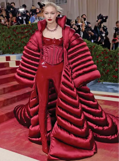  ?? Reuters Indo-asian News Service ?? Gigi Hadid arrives at the In America: An Anthology of Fashion themed Met Gala at the Metropolit­an Museum of Art in New York City.