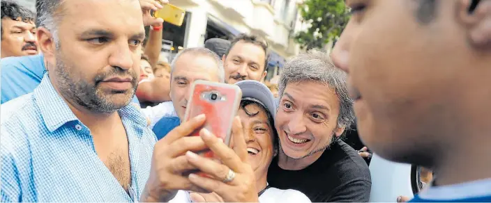  ?? PEDRO LÁZARO FERNÁNDEZ. ?? Para la foto. El diputado Máximo Kirchner, en la marcha de Moyano de ayer. Lo denunciaro­n por haber alquilado un inmueble pese a la intervenci­ón judicial.