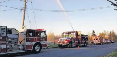  ?? SUBMITTED PHOTO/FLORENCE VOLUNTEER FIRE DEPARTMENT ?? The Florence Volunteer Fire Department is seeking new volunteer firefighte­rs to join its ranks. The department currently has 23 members, but is looking to expand to at least 30 members. Shown above are Florence firefighte­rs at the scene of a fire.