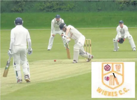  ?? Louis Burns ?? Widnes batting against Stockport earlier in the season.