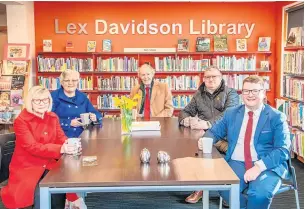  ?? ?? Special visit From left, Ann Davidson, Elspeth Dickison, Leader of West Lothian Council Lawrence Fitzpatric­k, Tommy Davidson and Councillor Andrew McGuire