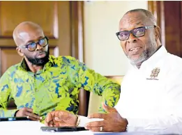  ?? GLADSTONE TAYLOR/MULTIMEDIA PHOTO EDITOR ?? Leon Thomas (right), mayor of Portmore, and Markland Edwards, the Jamaica Labour Party’s prospectiv­e mayoral candidate, take part in a Gleaner Editors’ Forum at the newspaper’s North Street, Kingston, offices yesterday.