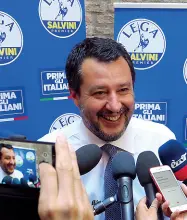 ??  ?? Il segretario Matteo Salvini, leader della Lega, ha finora posto veti ad alleanza con Tosi
