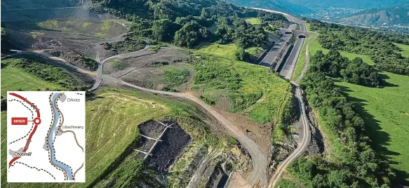  ?? Církvice Libochovan­y Foto: ČTK ?? V noci ze 6. na 7. června 2013 se utrhla masa zeminy, která zavalila rozestavěn­ou dálnici D8.