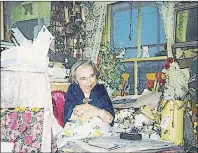  ?? JOAN SMALL/SPECIAL TO THE GUARDIAN ?? Maud Lewis in a photograph taken by Joan Small on one of the many occasions she visited Maud at her house.