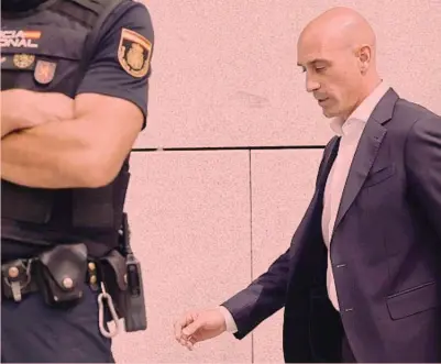  ?? EPA ?? L’ex n.1 della Rfef
Luis Manuel Rubiales Béjar, 46 anni, ex presidente della Federcalci­o spagnola dal maggio del 2018 al settembre scorso