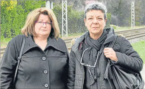  ??  ?? Suite à l’ampleur qu’a prise cette affaire, Fabienne et Liliane ont accordé au Petit Journal une interview exclusive : « Nous avons toutes deux été très heurtées par la couverture médiatique qui nous a d’ores et déjà condamnées. »