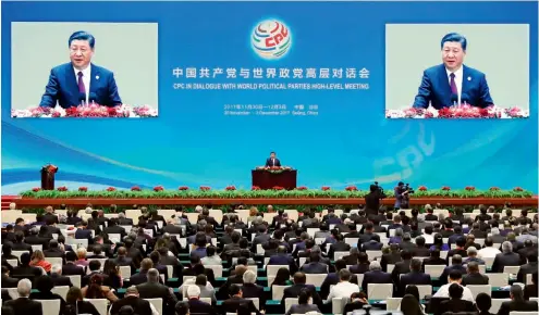  ?? Cnsphoto ?? 1 de diciembre de 2017. Xi Jinping, secretario general del Comité Central del Partido Comunista de China (PCCh) y presidente de China, pronuncia el discurso inaugural del Diálogo de Alto Nivel del PCCh con Partidos Políticos del Mundo.