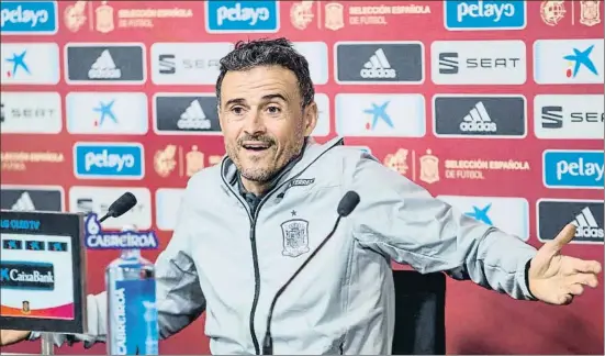  ?? RODRIGO JIMÉNEZ / EFE ?? Luis Enrique Martínez, ayer en Las Rozas, durante la presentaci­ón de su tercera convocator­ia como selecciona­dor