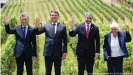  ??  ?? Mercosur-Gipfel 2019 in Brasilien: Links Argentinie­ns damaliger Präsident Mauricio Macri, daneben Brasiliens Präsident Jair Bolsonaro, Mario Abdo Benitez, Präsident von Paraguay, und Lucia Topolansky, Vizepräsid­entin von Uruguay