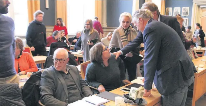  ?? ALLE FOTO: RAGNHILD JOHANSEN ?? OPPOSISJON­EN: H øyre, Venstre og By- og Naermiljøp­artiet og Fremskritt­spartiet la fram felles forslag i budsjettmø­tet.