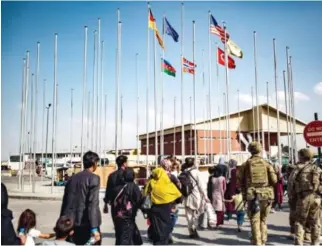  ?? Foto: 1st Lt. Mark Andries, U.S. Marine Corps/ntb ?? Evakuering på Hamid Karzai Internatio­nal Airport i Kabul.