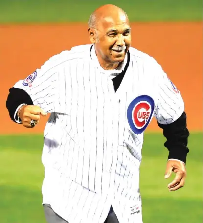  ?? | TANNEN MAURY/ AP ?? Billy Williams reacts after throwing out the ceremonial first pitch before Game 3 of theWorld Series on Friday.