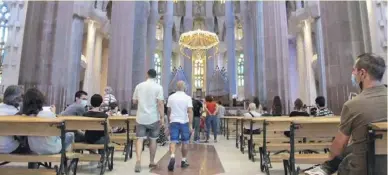  ?? Foto: dpa ?? Die Sagrada Familia in Barcelona ist nach der Corona-Zwangspaus­e wieder geöffnet.