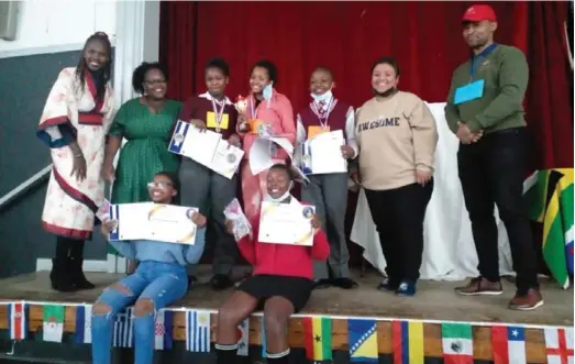  ?? Photo: supplied ?? Queen Bee Kwakhanya Khuse (middle) from St Mary's, took first position, with Zenande Skere (left) from George Dickerson second. Another George Dickerson learner (right) took third place.