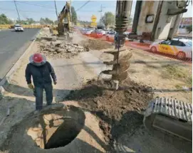  ?? ?? PRIMERA PIEDRA. de mayo.
Las obras del proyecto de transporte arrancaron el 22